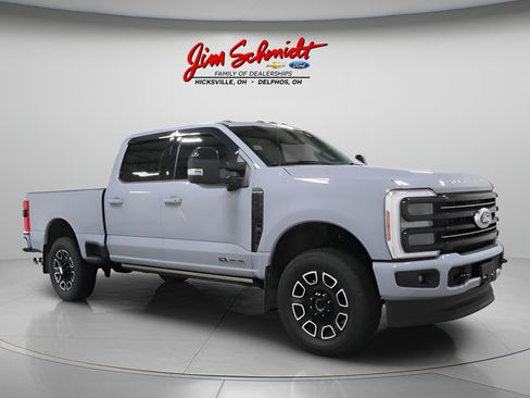 Used 2025 Ford F250 Platinum w/ Snow Plow Prep Package AWD/4WD image 2