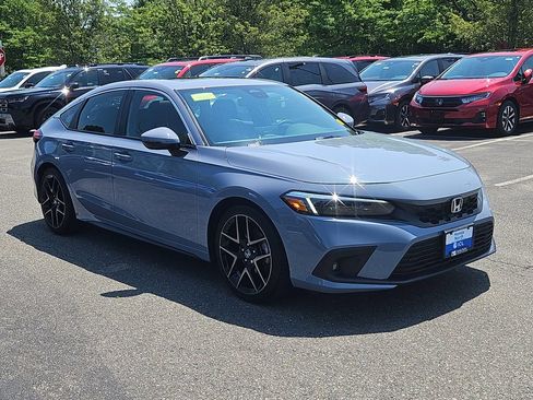 Used 2024 Honda Civic Sport Touring image 3
