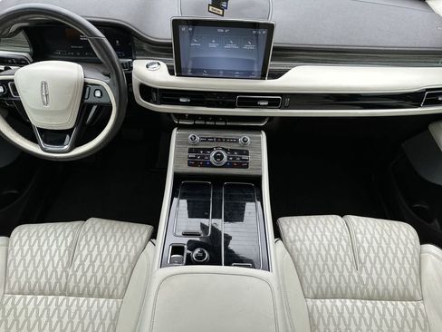 Used 2020 Lincoln Aviator Black Label Grand Touring w/ Class IV Trailer Tow Package image 16