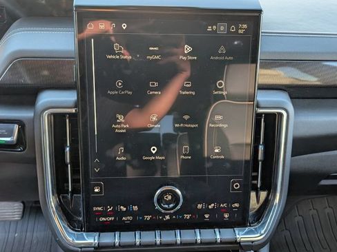 Used 2026 GMC Yukon Elevation w/ Elevation Premium Package RWD image 19