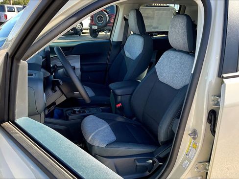 New 2025 Ford Maverick XLT w/ 4K Tow Package image 9