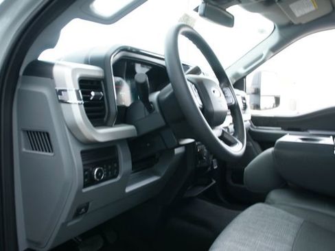 New 2026 Ford F350 XLT w/ XLT Premium Package image 19