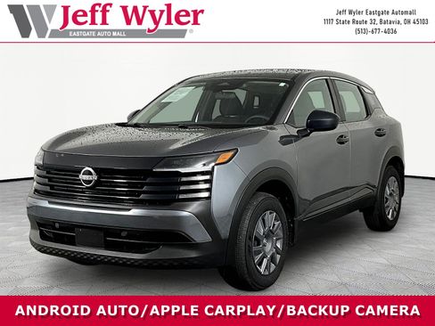Used 2025 Nissan Kicks S FWD image 1