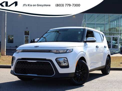 Used 2020 Kia Soul LX image 1