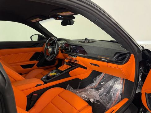 Used 2026 Porsche 911 GT3 RWD image 21