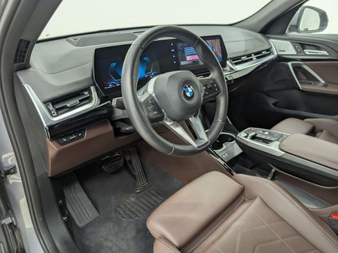 Certified 2025 BMW X2 xDrive28i image 4
