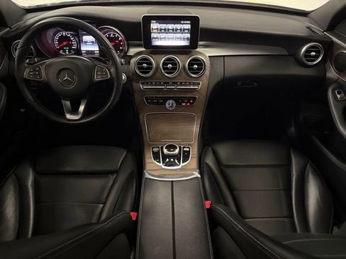 Used 2018 Mercedes-Benz C 300 4MATIC Sedan w/ Premium Package image 15
