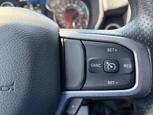 Used 2024 RAM 3500 Tradesman w/ Chrome Appearance Group AWD/4WD image 19