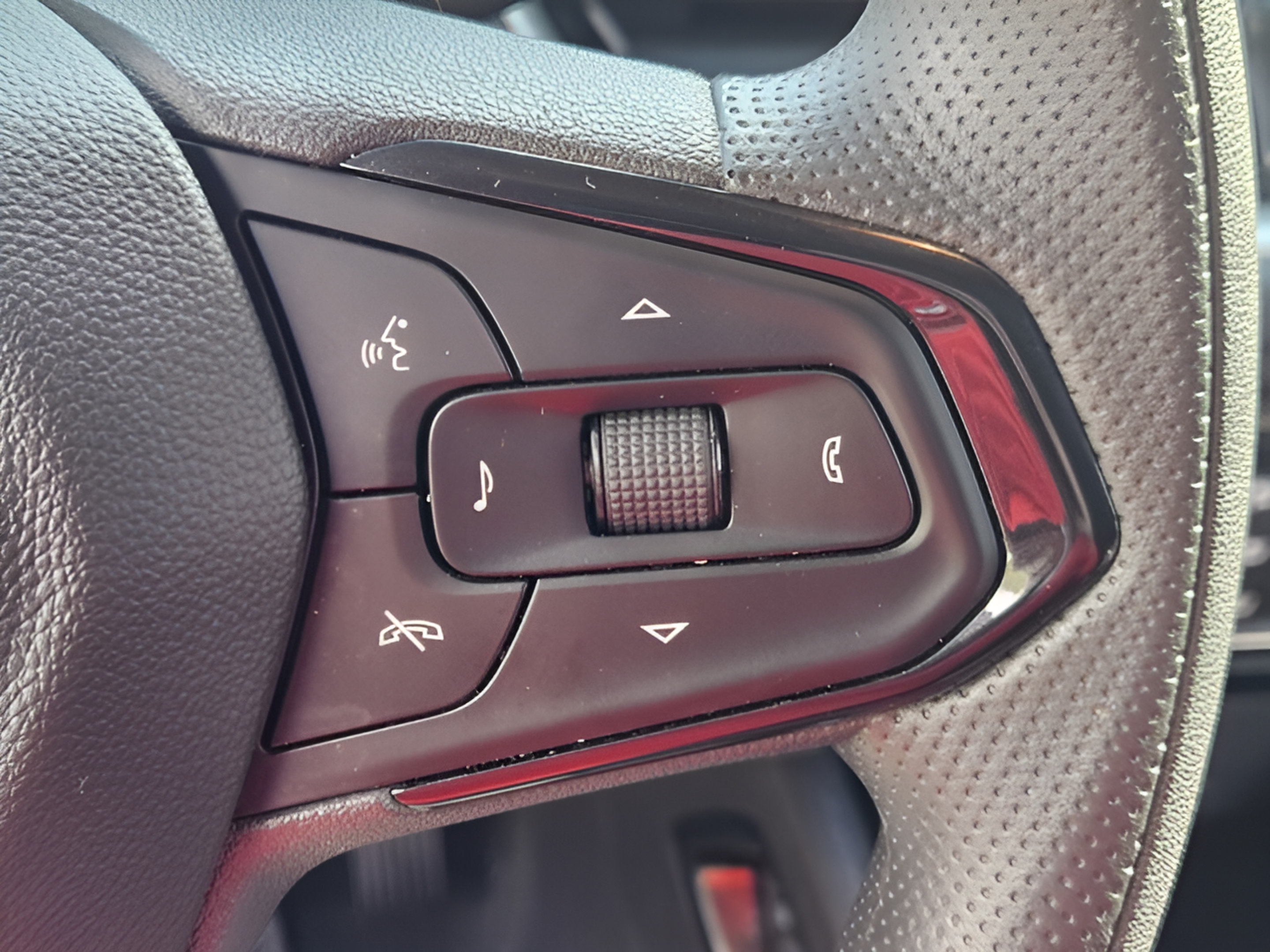 Used 2025 Chevrolet TrailBlazer LT FWD image 22