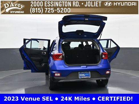 Certified 2023 Hyundai Venue SEL image 32
