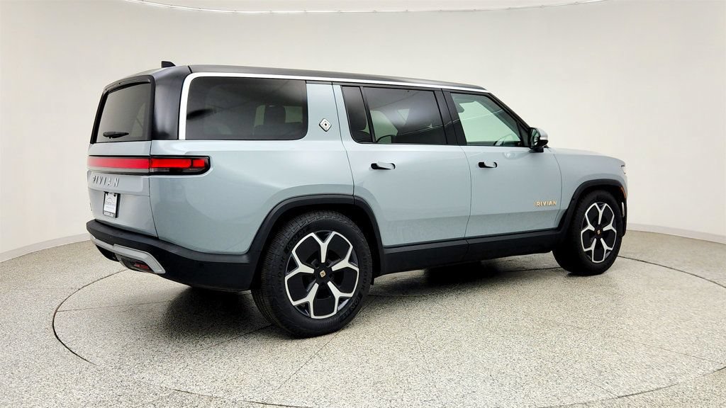 Used 2024 Rivian R1S Adventure Quad AWD/4WD image 5