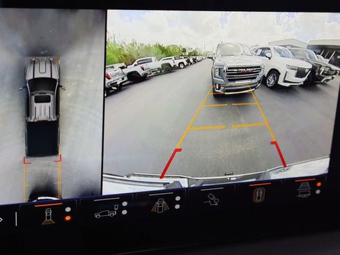 Used 2025 GMC Sierra 2500 Denali Ultimate AWD/4WD image 18