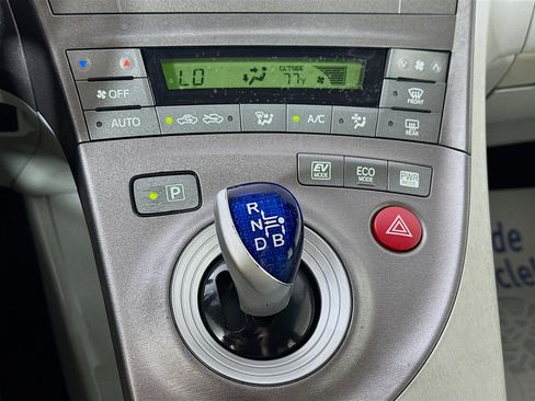Used 2012 Toyota Prius Two FWD image 15