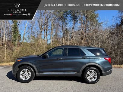 Used 2023 Ford Explorer XLT