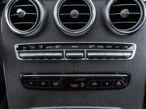 Used 2020 Mercedes-Benz GLC 300 4MATIC image 18