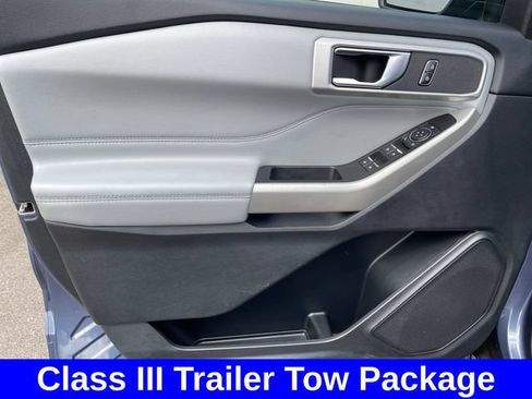 Used 2021 Ford Explorer XLT w/ Equipment Group 202A AWD/4WD image 10