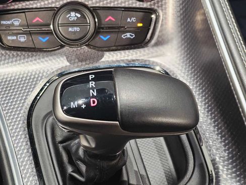 Used 2019 Dodge Challenger SRT Hellcat Redeye image 19