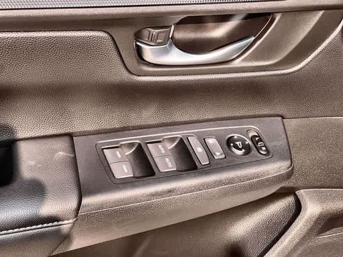 Used 2024 Honda CR-V EX image 30