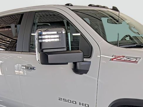 New 2026 Chevrolet Silverado 2500 LT w/ Z71 Chrome Sport Edition AWD/4WD image 17