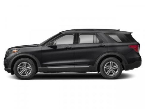 Used 2023 Ford Explorer XLT w/ Equipment Group 202A image 3