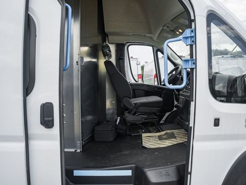 New 2025 RAM ProMaster 3500 image 18