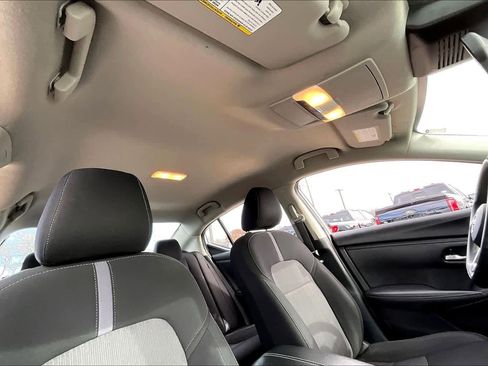 Used 2024 Nissan Sentra SV image 13