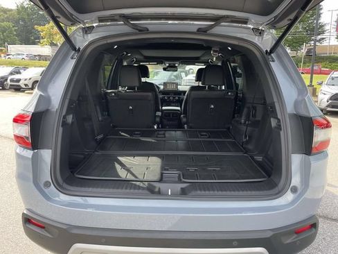 Used 2024 Honda Pilot TrailSport image 13