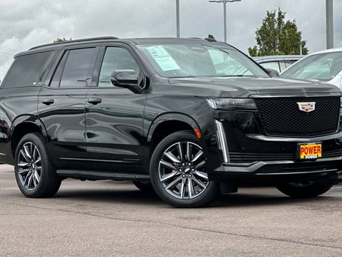 Used 2022 Cadillac Escalade Sport AWD/4WD image 2