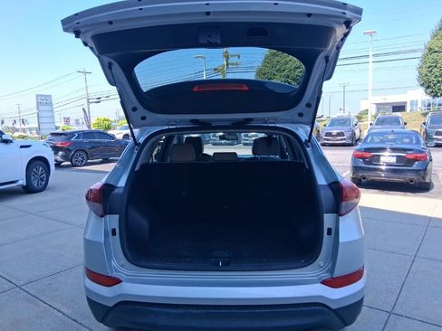 Used 2017 Hyundai Tucson SE w/ SE Popular Package 02 AWD/4WD image 38