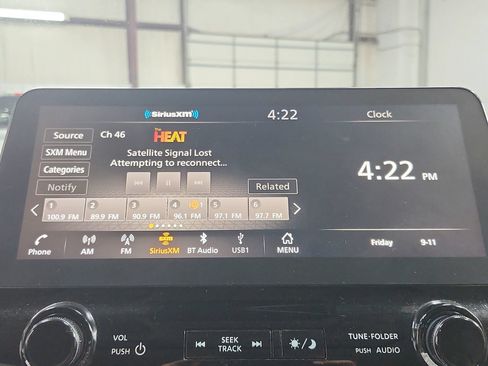 Used 2023 Nissan Armada SL AWD/4WD image 16