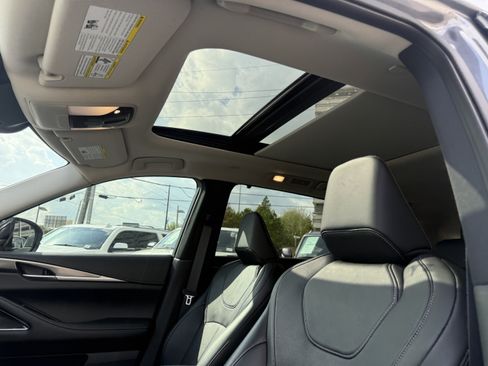 Certified 2025 INFINITI QX60 Luxe image 14