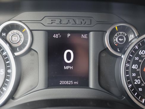 Used 2019 RAM 1500 Big Horn image 38