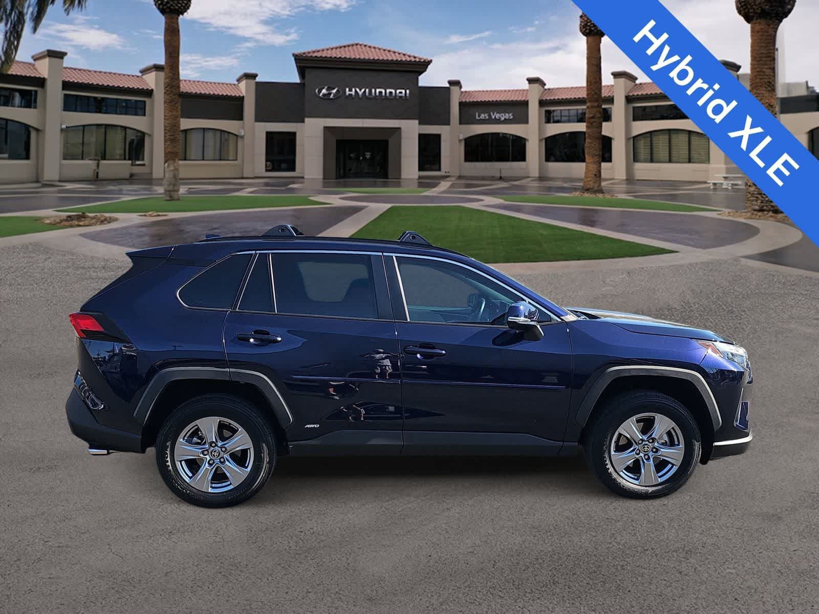 Used 2024 Toyota RAV4 XLE w/ Convenience Package AWD/4WD image 9