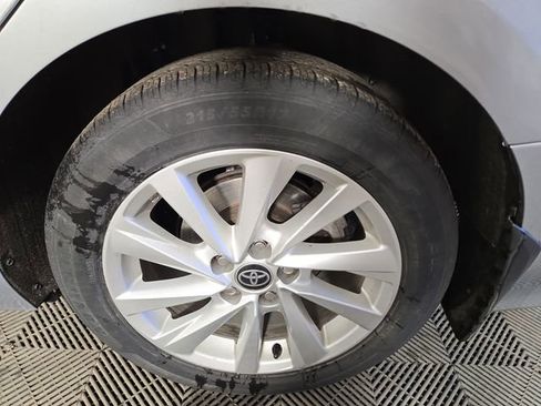 Used 2024 Toyota Camry LE image 11