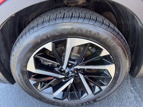 Used 2022 Mitsubishi Outlander SE image 29