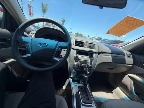Used 2011 Ford Fusion SE w/ 201A Rapid Spec Order Code FWD image 7