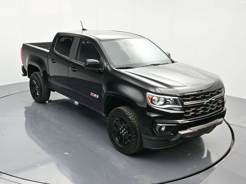 Certified 2021 Chevrolet Colorado Z71 w/ Z71 Midnight Edition image 31