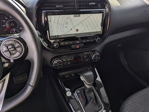 Used 2022 Kia Soul GT-Line image 10