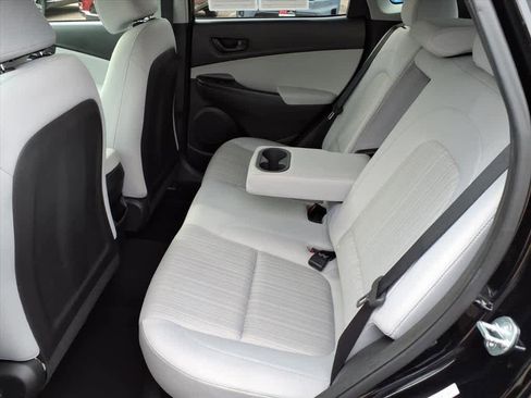 Used 2023 Hyundai Kona SEL w/ Cargo Package image 9