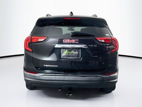 Used 2018 GMC Terrain SLE w/ Driver Convenience Package FWD image 7