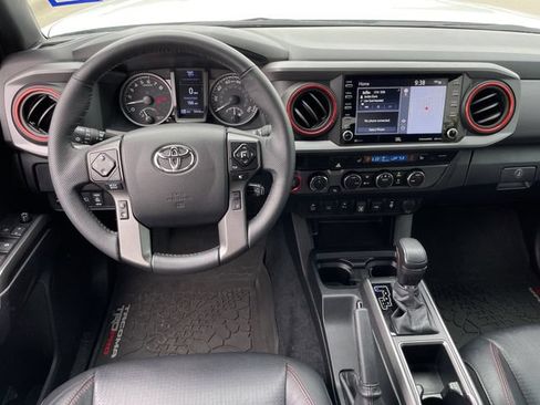 Used 2023 Toyota Tacoma TRD Pro AWD/4WD image 12