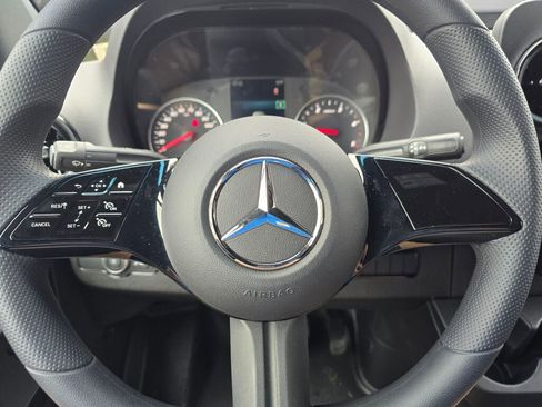 New 2025 Mercedes-Benz Sprinter 2500 image 21
