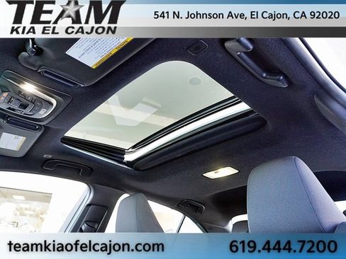 Used 2024 Toyota Corolla SE image 15