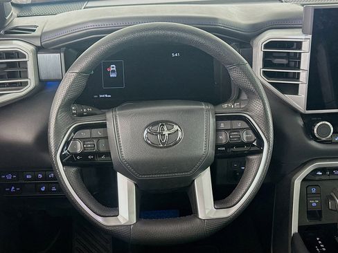 Used 2022 Toyota Tundra Platinum AWD/4WD image 18