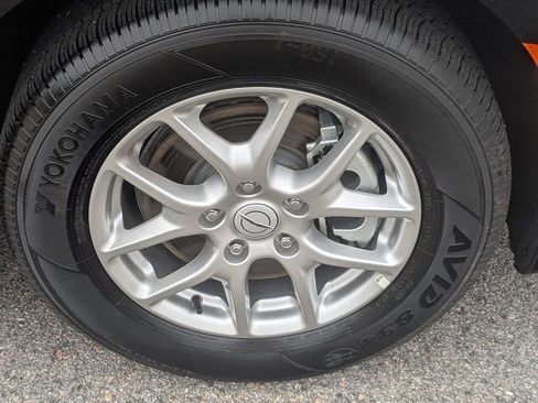 Used 2026 Chrysler Pacifica Select image 13