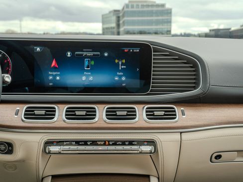 Certified 2026 Mercedes-Benz GLE 450 4MATIC image 30