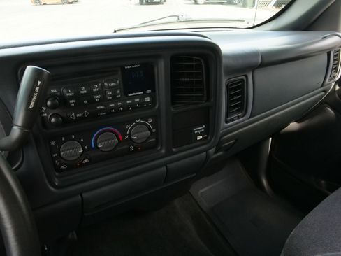 Used 2001 GMC Sierra 3500 4x4 Extended Cab image 8