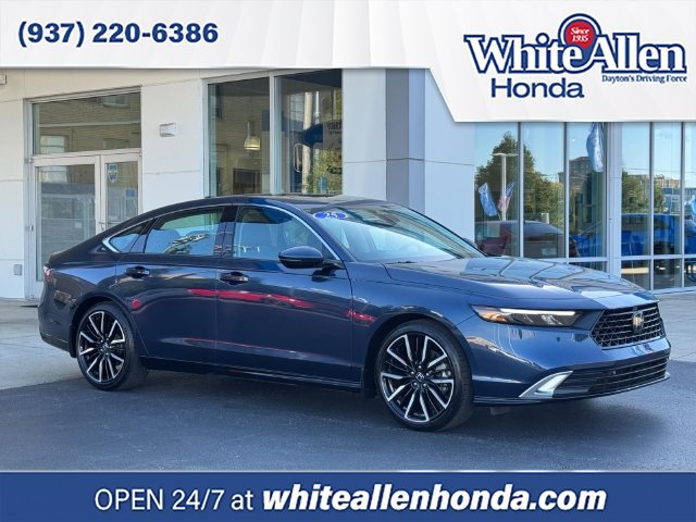 Used 2025 Honda Accord Touring image 1