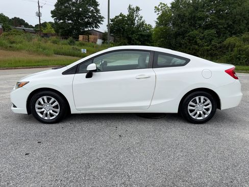 Used 2012 Honda Civic LX image 2
