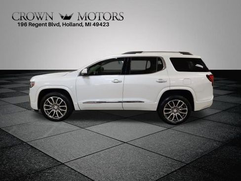 Certified 2023 GMC Acadia Denali w/ Denali Ultimate Package image 6